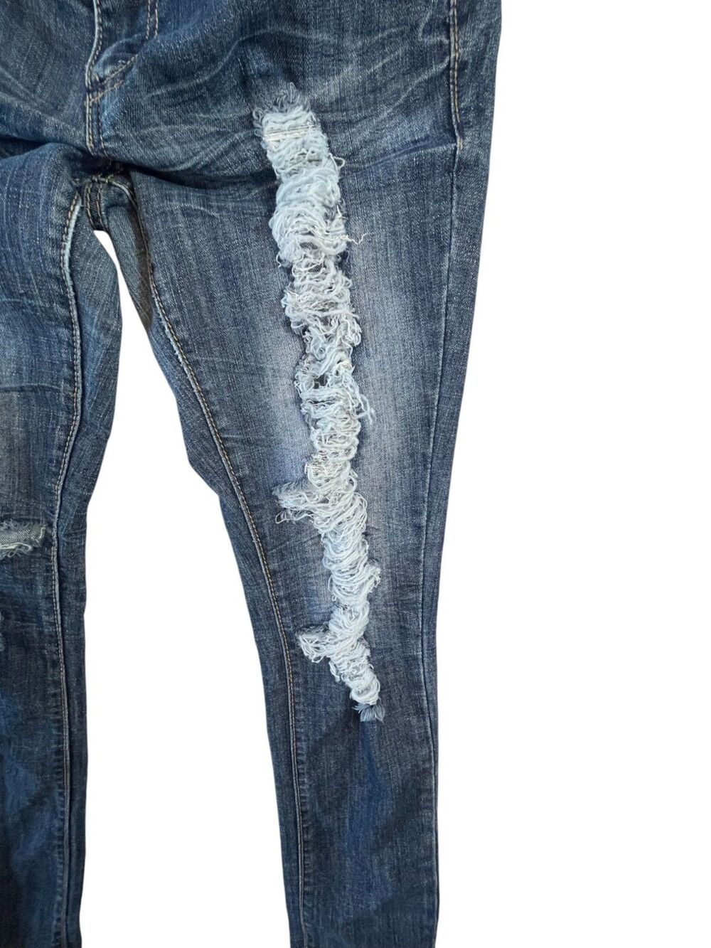 Almost Famous Jeans Women 9 Mid Rise Distressed Stretch Always Fabulous (W32 L31 - Picture 11 of 16
